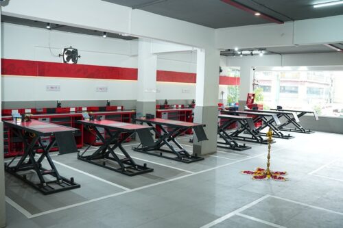 Haiku Honda Showroom (22)